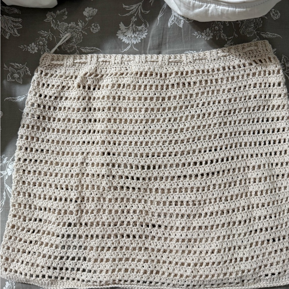 LA Hearts Crochet Skirt in Off-White - Picture 2 of 4